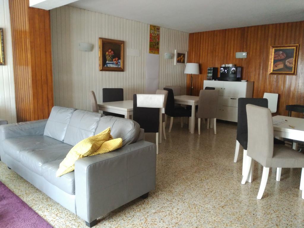 Hotel Puente De Los Santos Tapia De Casariego Exterior foto